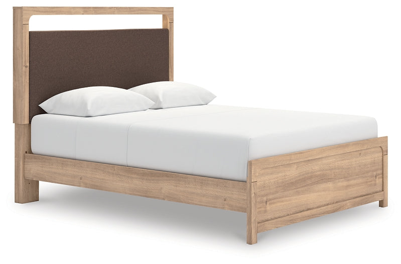 Kinlanni Queen Upholstered Platform Bed