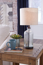 Load image into Gallery viewer, Bandile Glass Table Lamp (1/CN)
