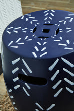 Load image into Gallery viewer, Genemore Stool
