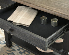 Load image into Gallery viewer, Tyler Creek Counter Height Dining Table and 4 Barstools
