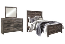 Load image into Gallery viewer, Wynnlow Queen Crossbuck Panel Bed with Mirrored Dresser
