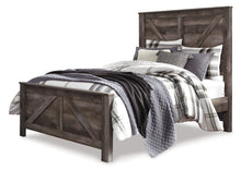 Load image into Gallery viewer, Wynnlow Queen Crossbuck Panel Bed with Mirrored Dresser
